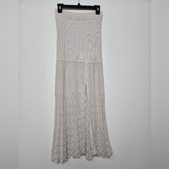 Free People Skirt XS Bari Croshet Details  Knit Column Maxi Oatmeal Front Slit - Picture 4 of 16